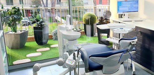 Docteur Thierry Delaplanche, Dentiste à Mandelieu-la-Napoule