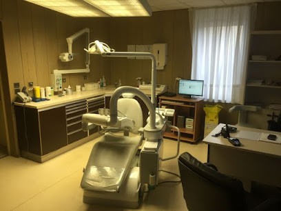 Dr Crina Nicolae, Chirurgien-Dentiste, Dentiste à Leers