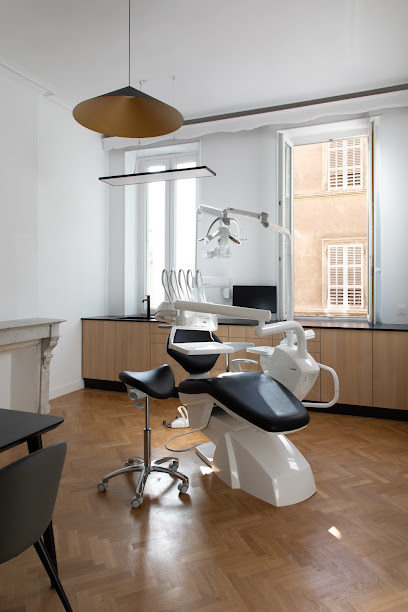 Cabinet Enamel Dentiste à Marseille 06