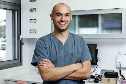 Dr Chabaud Pierre-Adrien, Dentiste à Violay
