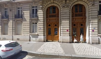 Massihi Richard, Dentiste à Paris 16