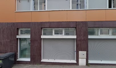 Amel Ben Moussa, Dentiste à Épinay-sur-Seine