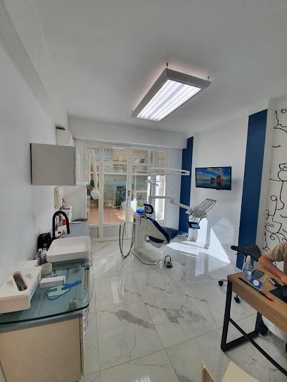 Docteur Tran Gauthier, Dentiste à Nice