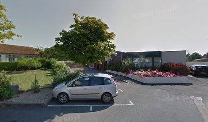 Gérard Guillaume, Dentiste à Nueil-les-Aubiers