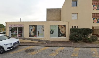 Dubois Ghislaine, Dentiste à Saint-Cyr-sur-Mer