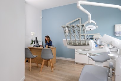 Dr Valérie Naim, Dentiste à Courbevoie