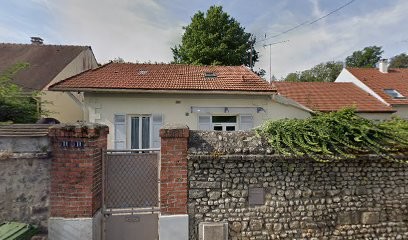 Lambert Christophe, Dentiste à La Ferté-Alais