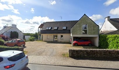 Claire Le Goffe, Dentiste à Ploemel