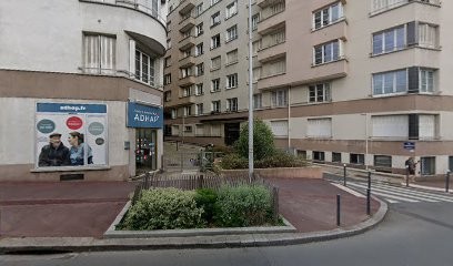 Ung Bao Muriel, Dentiste à Issy-les-Moulineaux