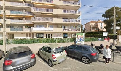 Dr.Taieb Essyne Chirurgien Dentiste, Dentiste à Saint-Raphaël