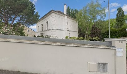 Dr Julien STEIN, Dentiste à Ormoy