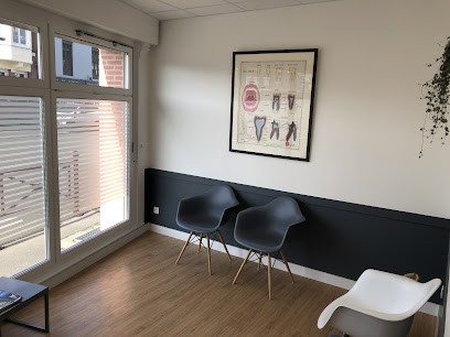 Dr Favrelle Baptiste et Dr Rastel Charlotte, Dentiste à Estaires