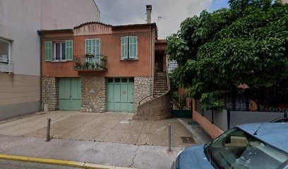 Dentiste Vanelstraete Nathalie, Dentiste à Hyères