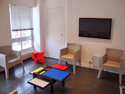 Dr. OBADIA Julien - Dentist Paris 4, Dentiste à Paris 04