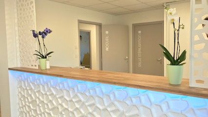 Cabinet dentaire du Dr Gavaz Alexandra accompagné du : Dr Julien/Dr Beghin / Dr Tifoun / Dr Benzakour, Dentiste à Louvigné-de-Bais