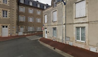 Cruz Gérard, Dentiste à Issoudun