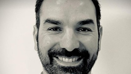 Docteur Ilan KALFA, Dentiste à Suresnes