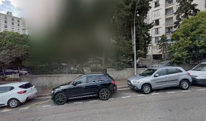 Tolila Serge, Dentiste à Nice