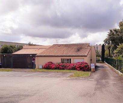 Baugas Edouard, Botog Adrian, Dentiste à Fontenay-le-Comte