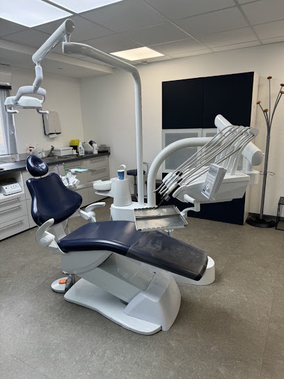 Dr. Elkiran Betül, Dentiste à Schiltigheim