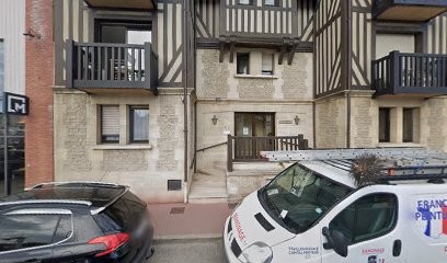 Decoulare, Dentiste à Deauville