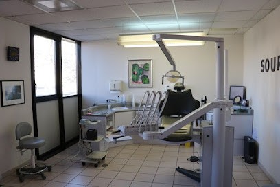 Dentiste Montpellier - Dr Sandor - Cabinet Dentaire - Implants Parodontologie blanchiment Facettes, Dentiste à Montpellier