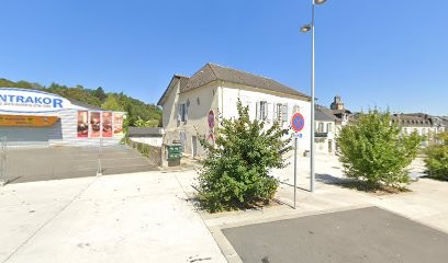 Cazajous Cécile, Dentiste à Nay
