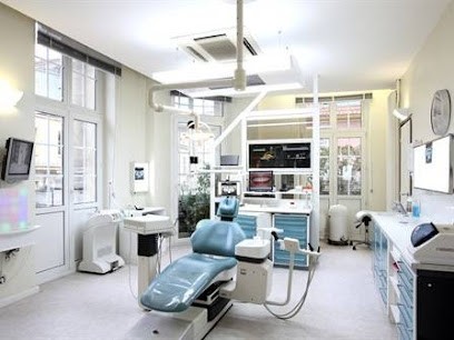 Dr. François Molé, Dentiste à Metz