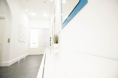 Dentiste Cyrille Degus et Amandine Degus, Dentiste à Nice