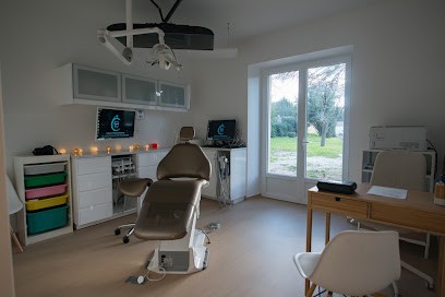 Dr Adeline POURKIER Orthodontie à Lesparre-Médoc, Dentiste à Lesparre-Médoc