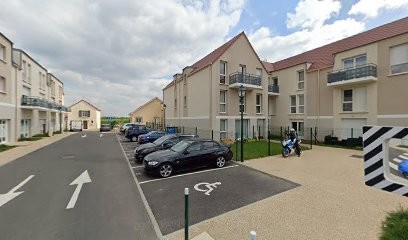 Dr Carla ROUAULT Chirurgien-dentiste, Dentiste à Thiverval-Grignon