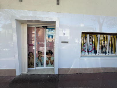 Centre Dentaire Des Blagis, Dentiste à Sceaux