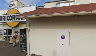 Docteur Ines SOUSA, Dentiste à Voisins-le-Bretonneux