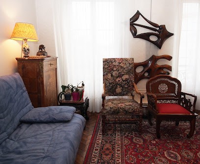 Dr Isabelle Auroux, Dentiste à Paris 06