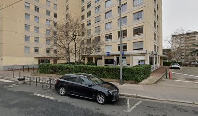 Longere Bernard, Dentiste à Lyon 04