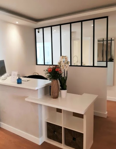 Dr Alexandra LAGIER, Dentiste à Tassin-la-Demi-Lune