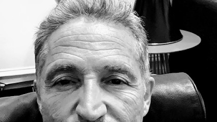 Docteur Jacques Uzan, Dentiste aux Lilas