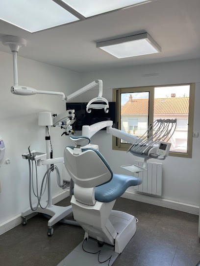 Cabinet Dentaire Stanciu & Gherghe, Dentiste à Parthenay