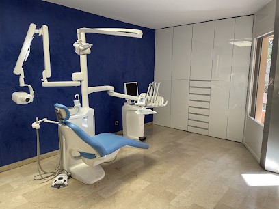 Lesnik Cannavo, Dentiste à Montpellier