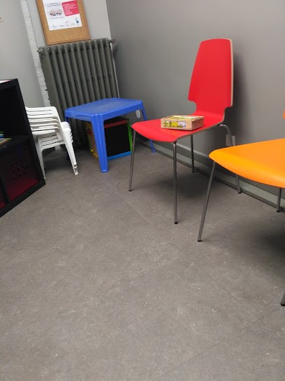 Khochneviss Farhad, Dentiste à Roubaix