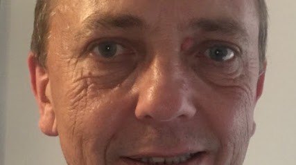 Dr Stéphane DEDOBBELER, Dentiste à Mougins