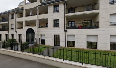 Nicolas Marche, Dentiste à Olivet