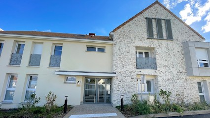 Baccala Laura, Dentiste à Mareil-Marly