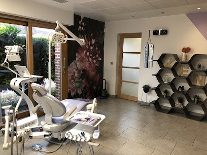 Dr Anais ROETYNCK, Dentiste à Vendeville