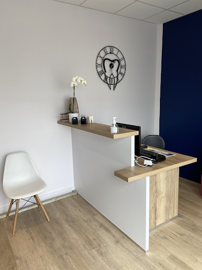 Dentiste Nantes - Dr Rachel Bourhis, Dentiste à Nantes