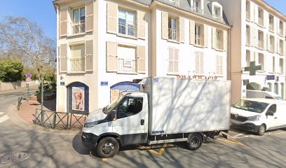 Floriane Gacoin, Dentiste à Garches