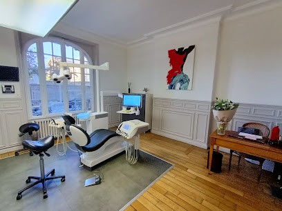 Cabinet dentaire du Parvis docteurs Bertrand Allemand, Sophie Tong, Léonie Lambert, Dentiste à Reims