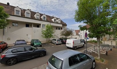 Kyheng Soyan, Dentiste à Saint-Nom-la-Bretèche