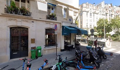 Cabinet Dentaire : Dr Marc Hayate, Dr Laurens Himy, Dentiste à Paris 15