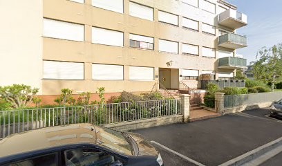 Goux-Vuong Ngoc-Phuong, Dentiste à Chennevières-sur-Marne